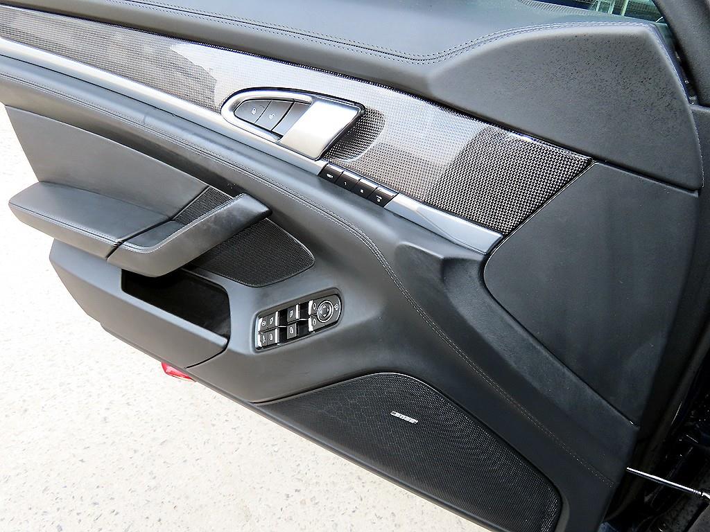 Porsche Panamera - Vista 11