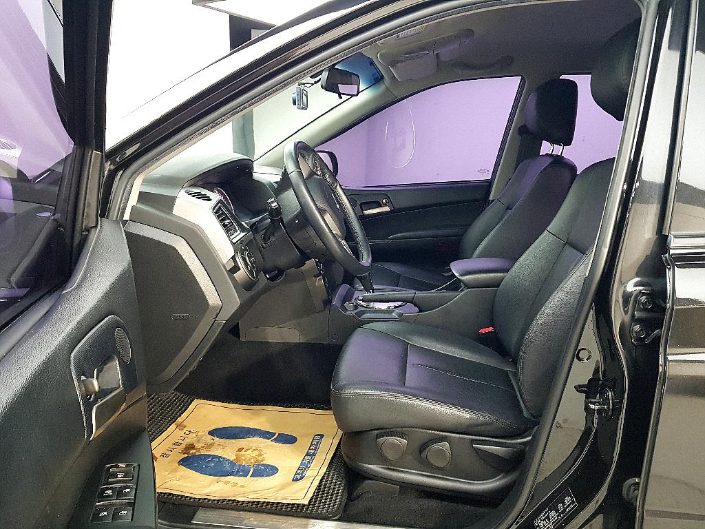 Ssangyong Korando - Vista 8