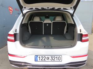 Genesis GV80 - Vista 10