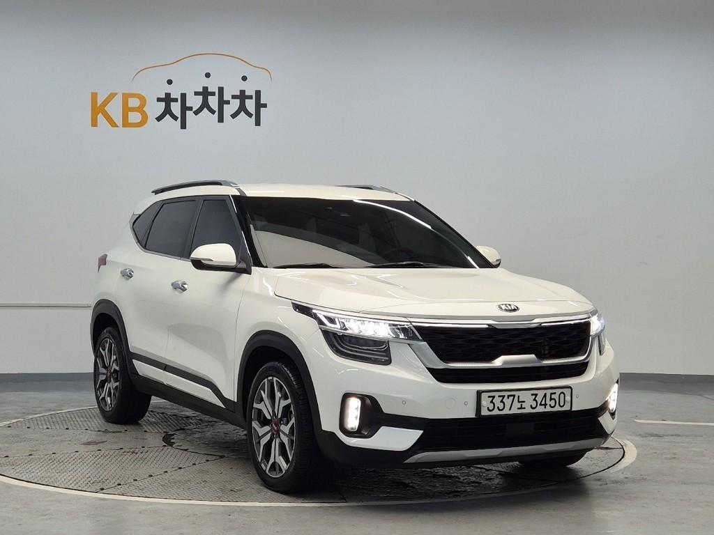 KIA Seltos - Vista 4