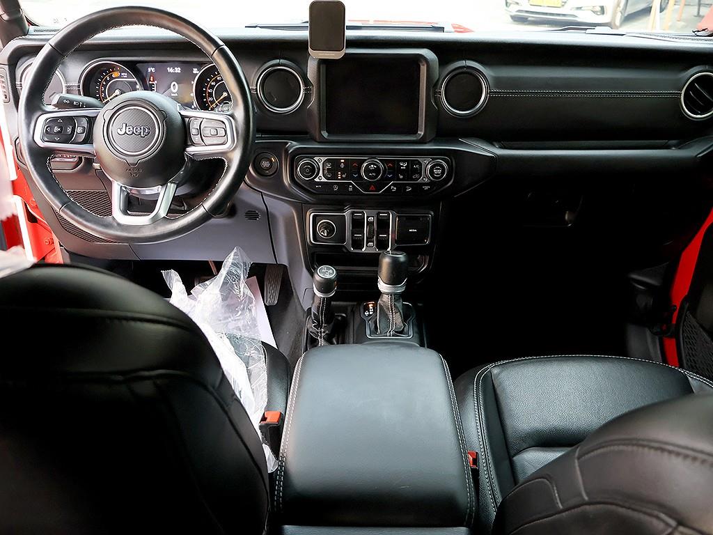 Jeep Wrangler - Vista 9