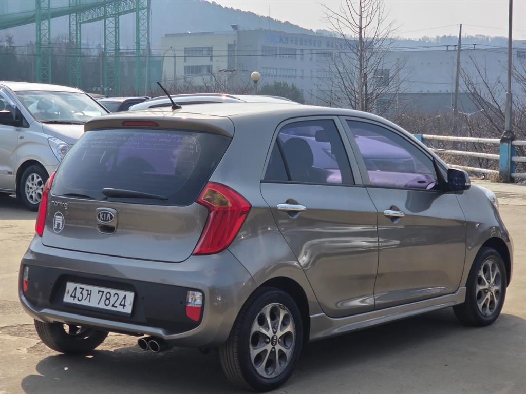 KIA Morning - Vista 4