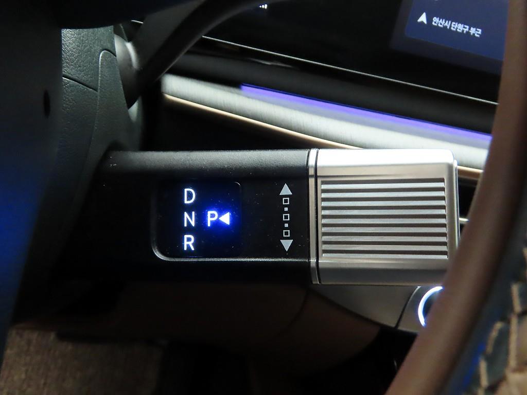 HYUNDAI Grandeur - Vista 11