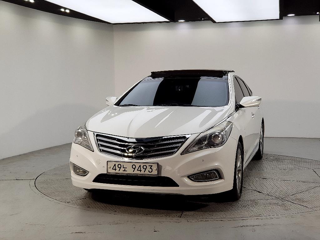 HYUNDAI Grandeur - Vista 2