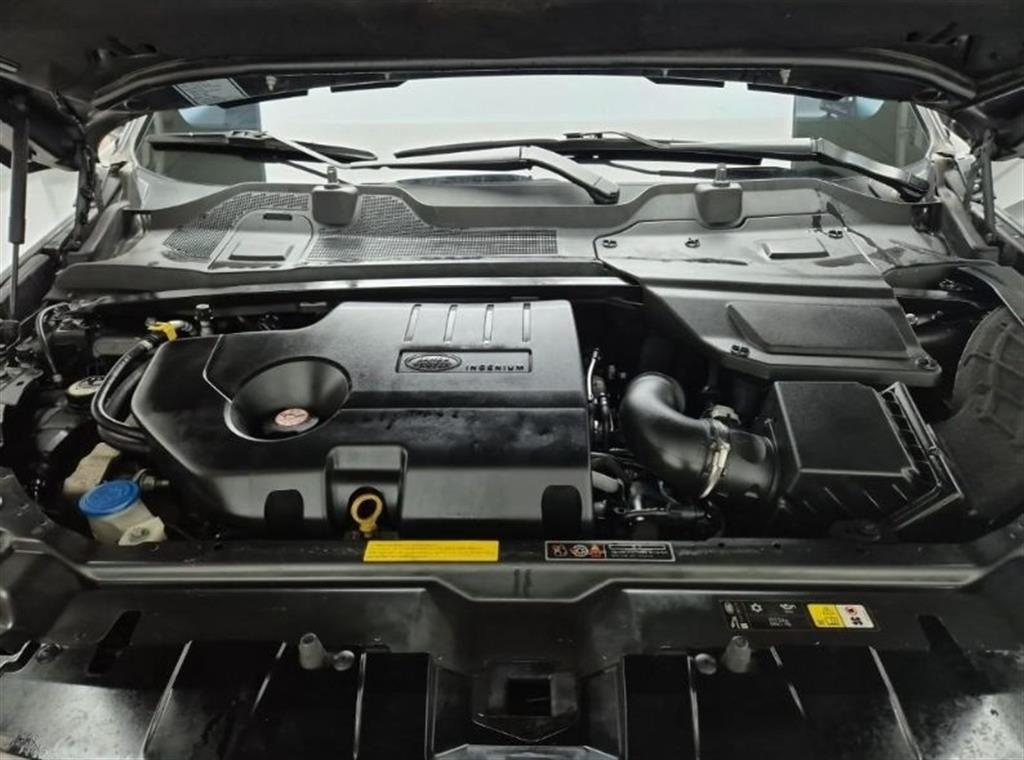 Land Rover Discovery Sports - Vista 5