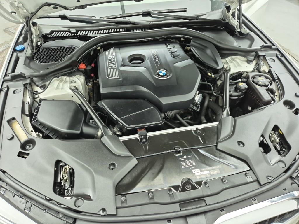 BMW 5 Series - Vista 6