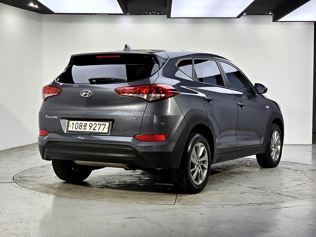 HYUNDAI Tucson - Vista 4