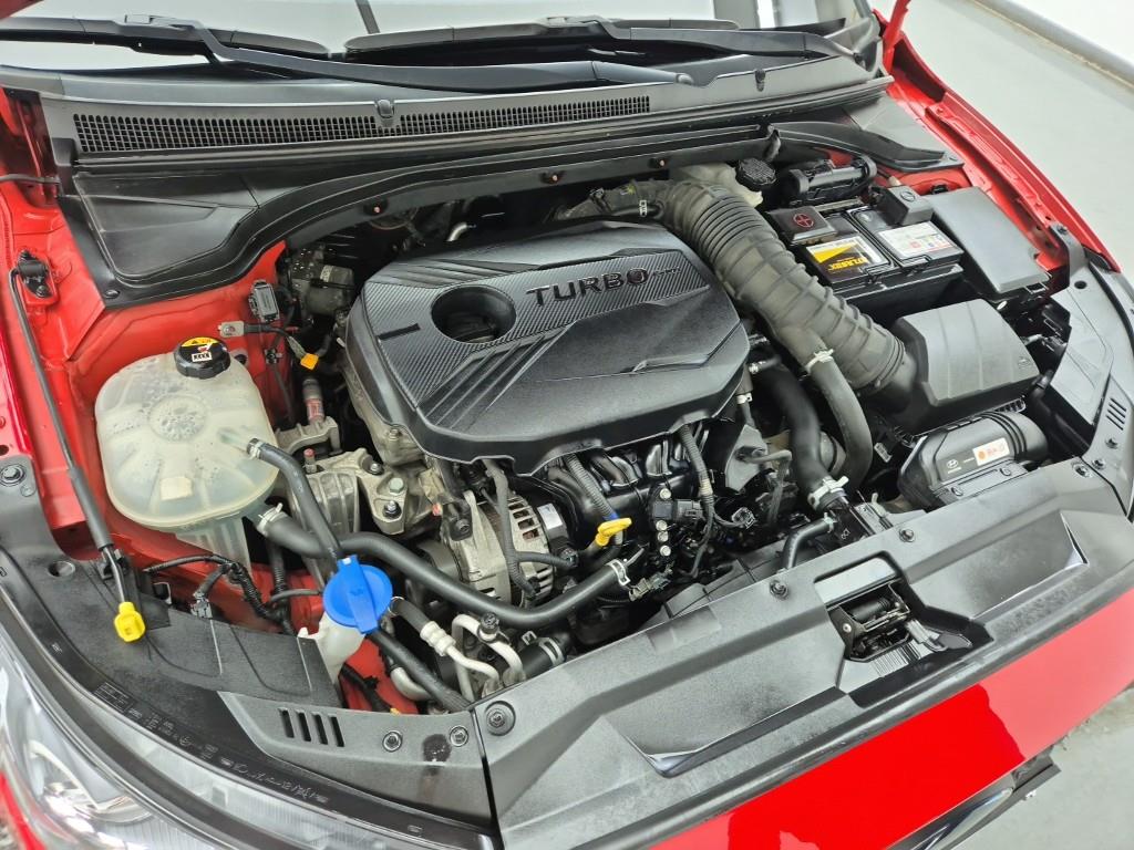 HYUNDAI Veloster - Vista 6