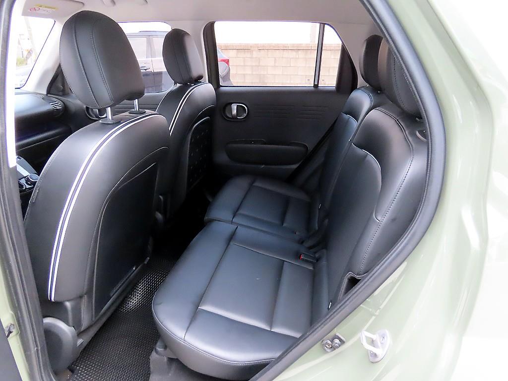 HYUNDAI Casper - Vista 6