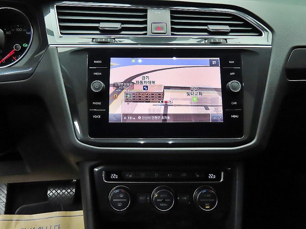 Volkswagen Tiguan 2018 Azul - Importación desde Corea - HF Imports Iquique - Foto 13