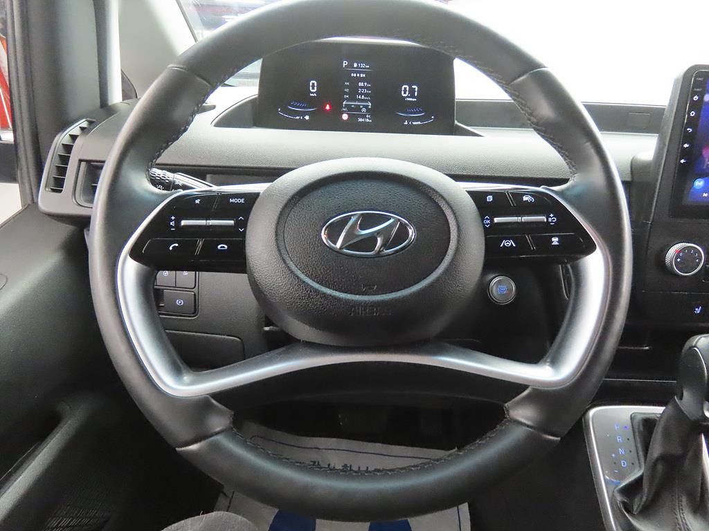 HYUNDAI Staria - Vista 7