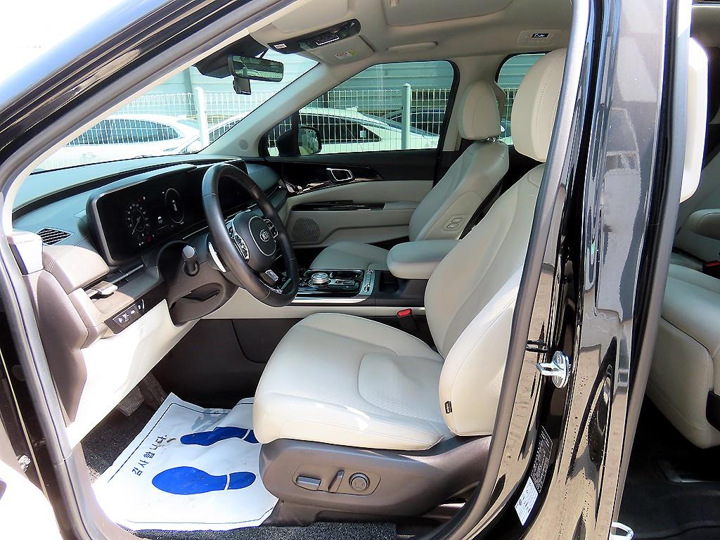 KIA Carnival - Vista 5
