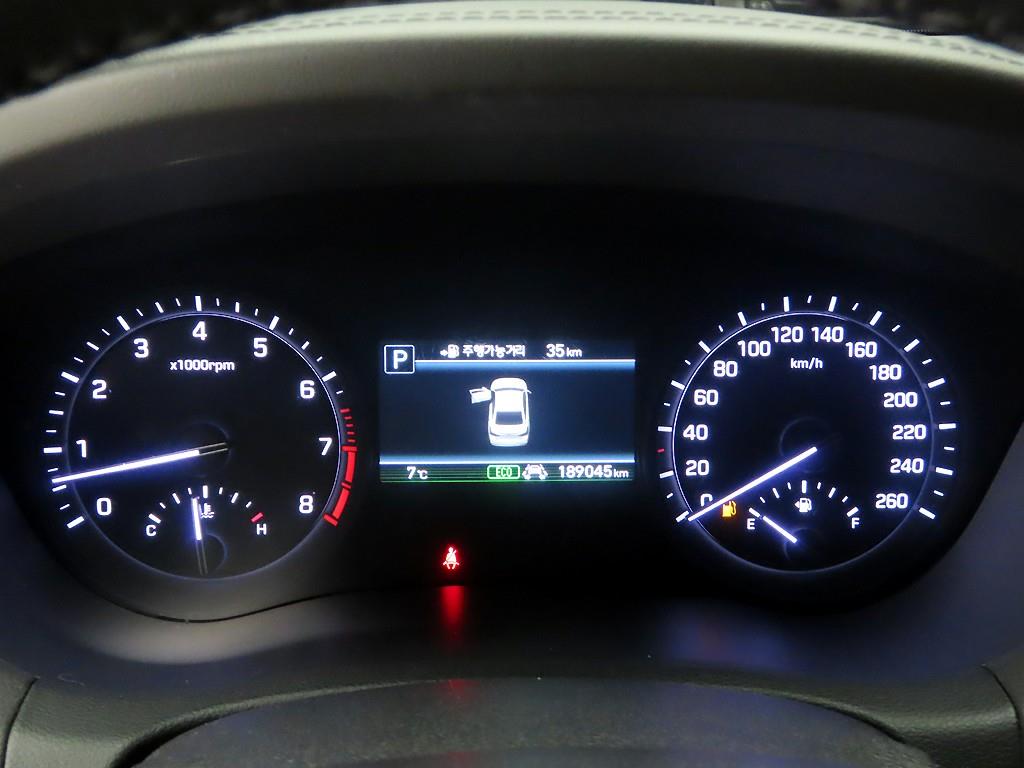 Genesis G80 - Vista 6