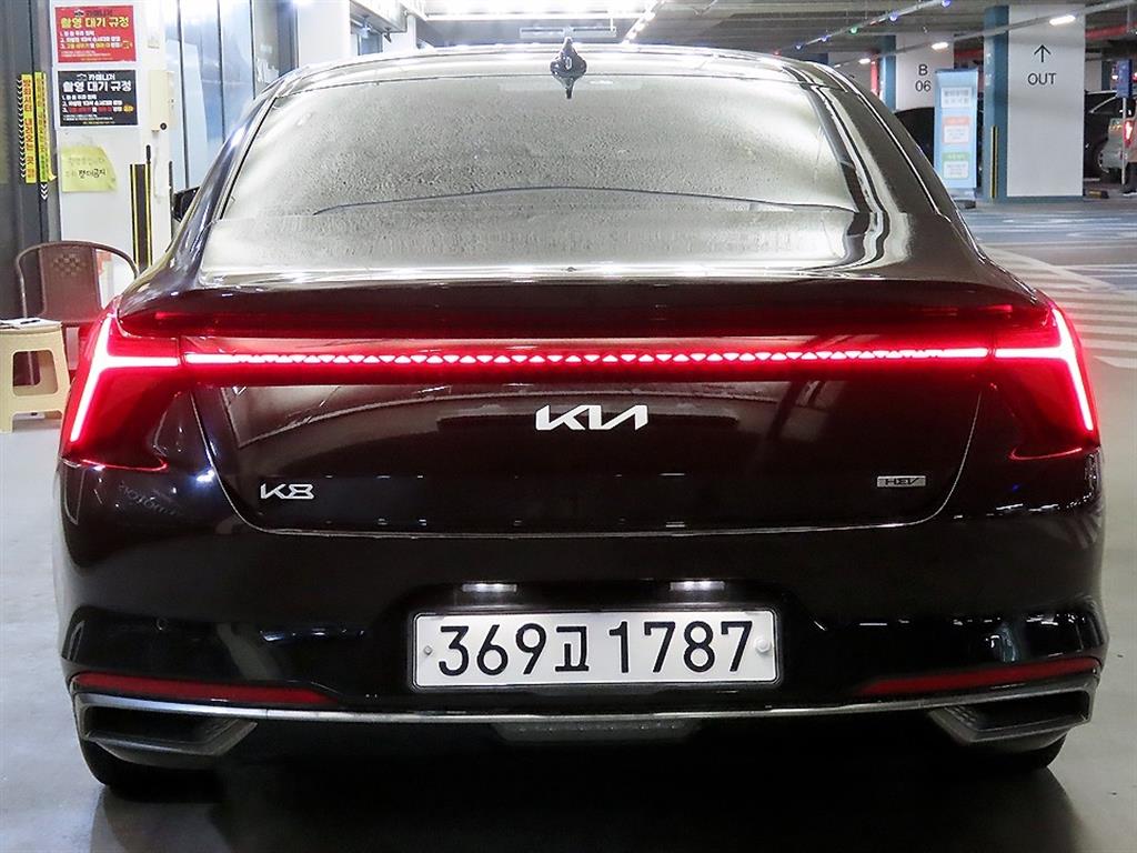 KIA K8 - Vista 5