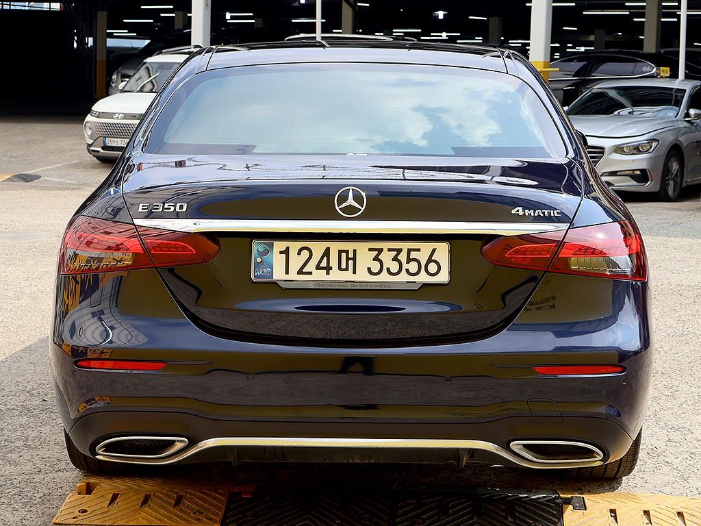 Mercedes Benz E class - Vista 5