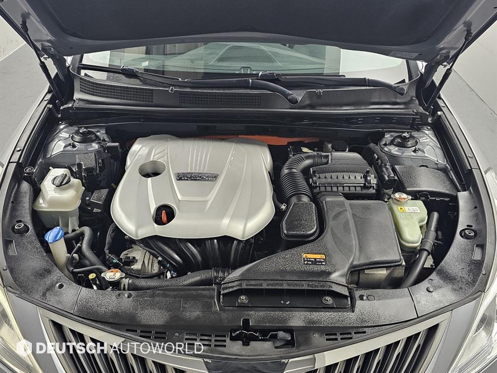 HYUNDAI Grandeur - Vista 6