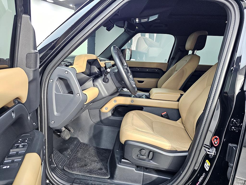 Land Rover Defender - Vista 8