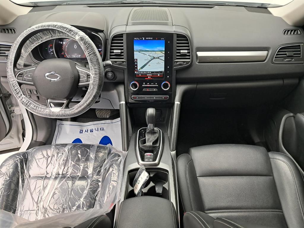 SAMSUNG QM6 - Vista 11