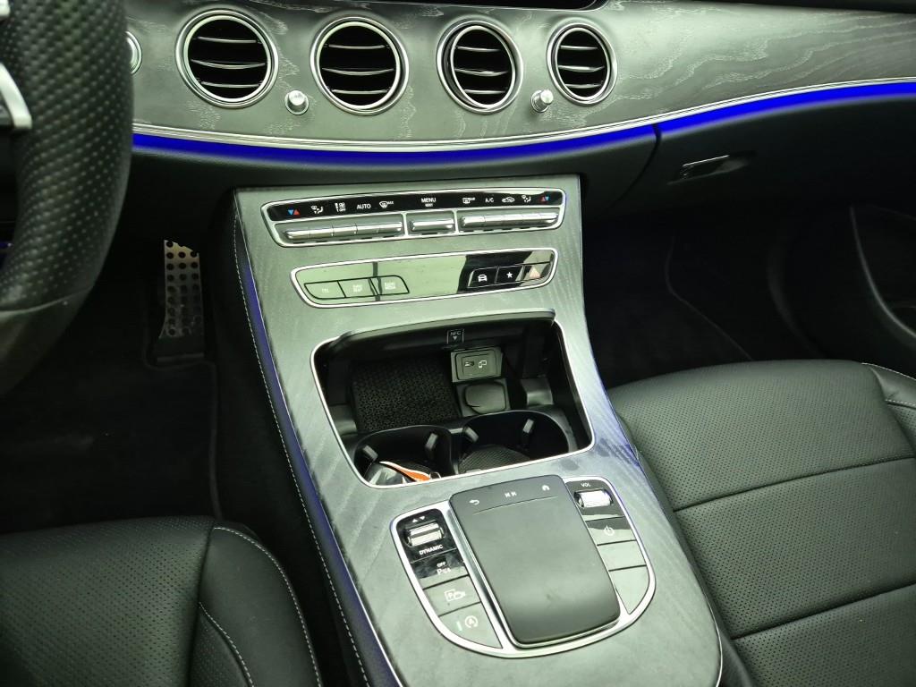 Mercedes Benz E class - Vista 10