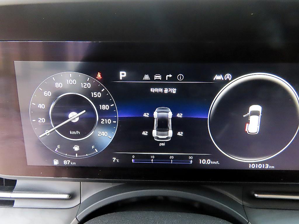 KIA Carnival - Vista 9