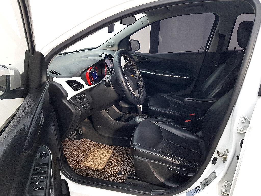 Chevrolet Spark - Vista 8