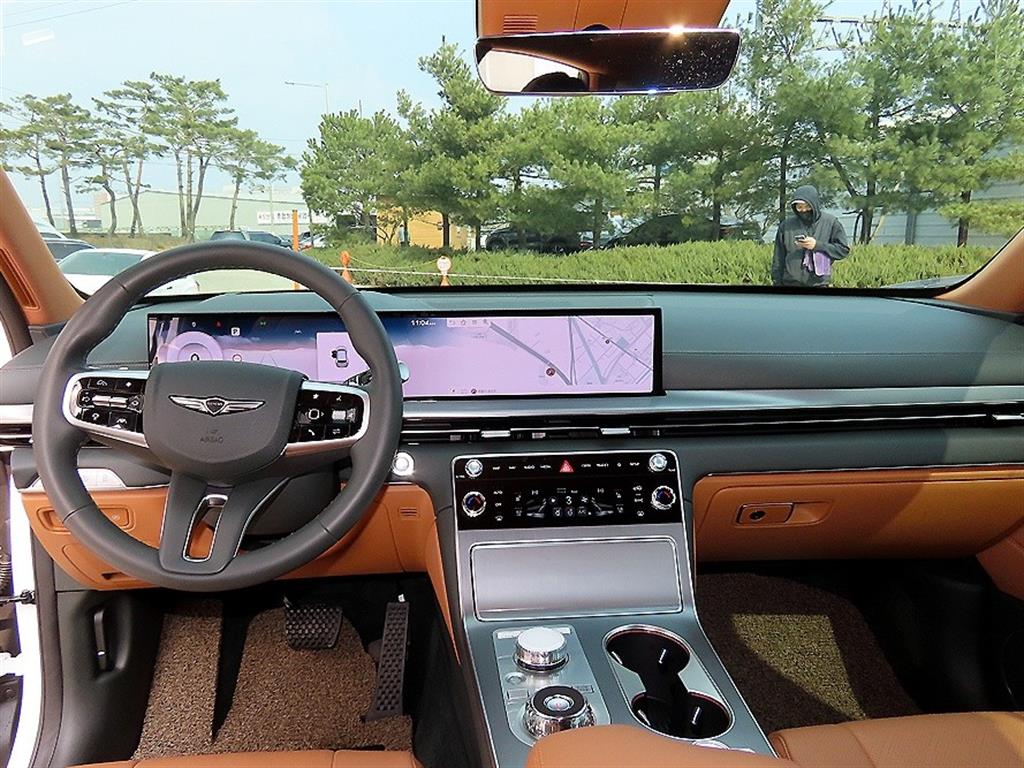 Genesis GV80 - Vista 7