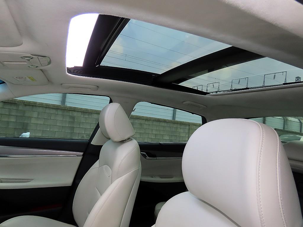 HYUNDAI Grandeur 2023 Blanco - Importación desde Corea - HF Imports Iquique - Foto 15