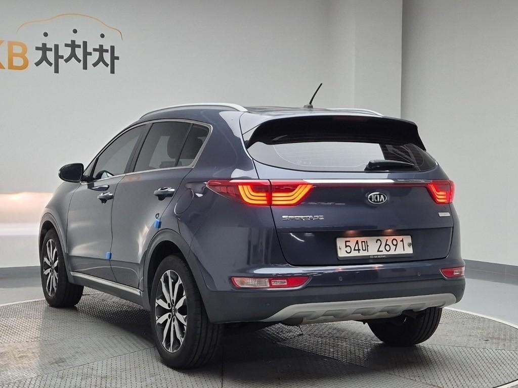 KIA Sportage - Vista 4