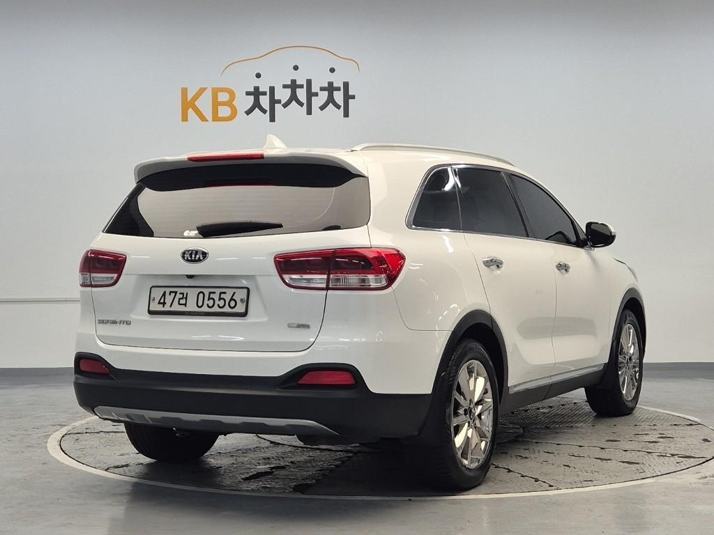 KIA Sorento - Vista 3