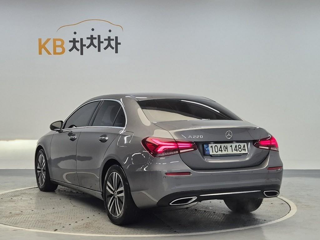 Mercedes Benz A Class - Vista 2