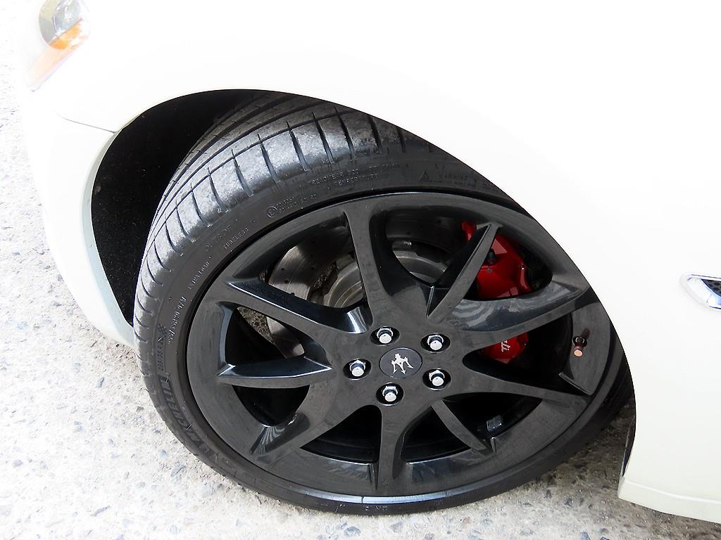 Maserati Gran Cabrio 2012 Blanco - Importación desde Corea - HF Imports Iquique - Foto 20