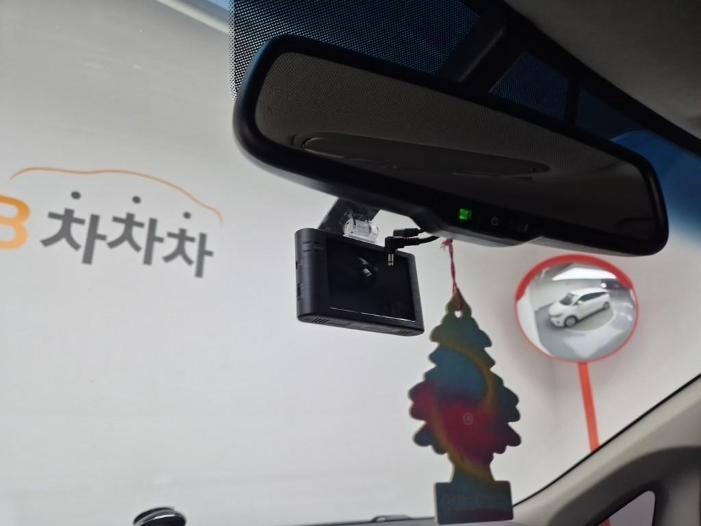 KIA Carnival 2015 Blanco - Importación desde Corea - HF Imports Iquique - Foto 16