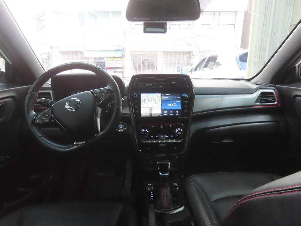 Ssangyong Tivoli - Vista 7