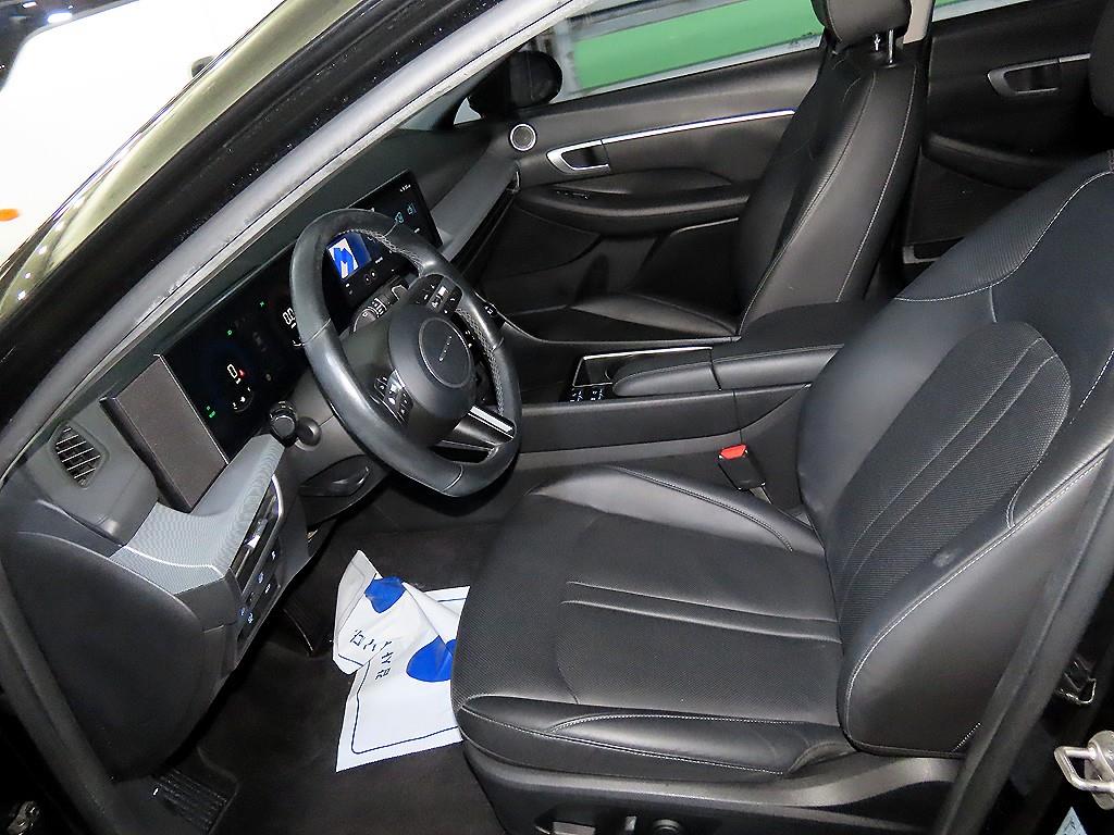 HYUNDAI Sonata - Vista 6