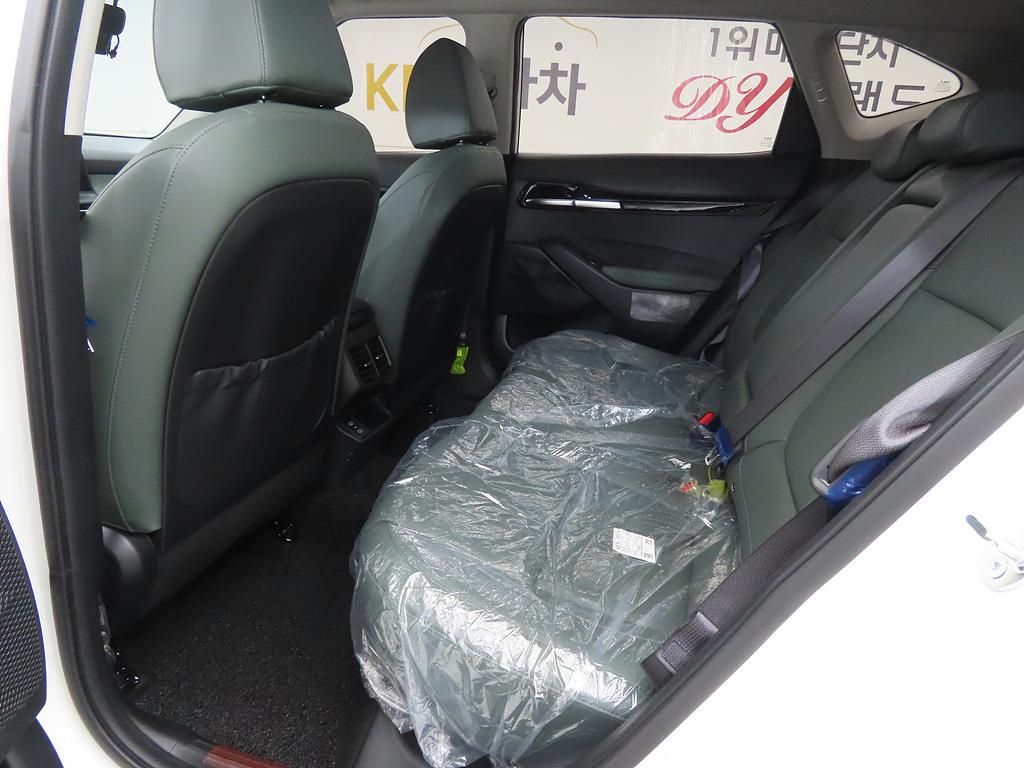 KIA Seltos - Vista 6