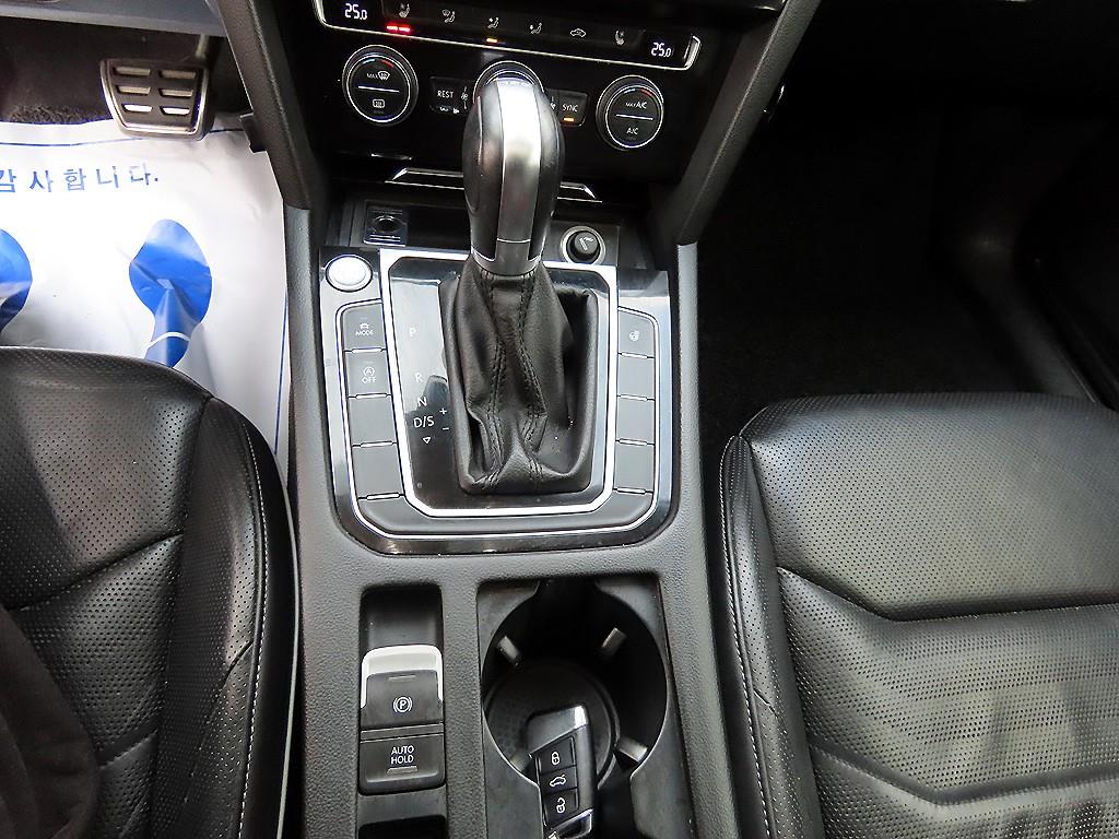 Volkswagen Arteon - Vista 11