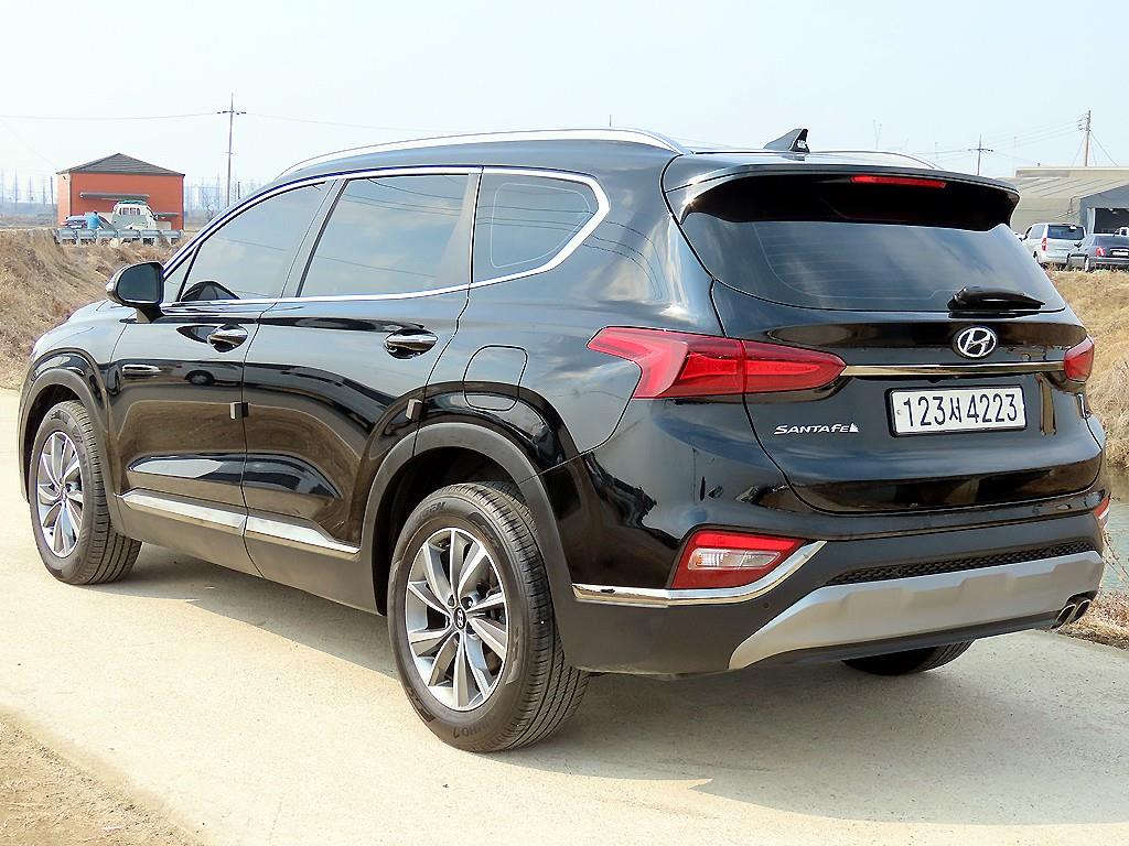 HYUNDAI Santa Fe - Vista 3