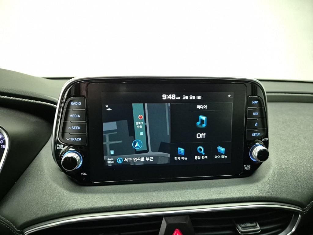 HYUNDAI Santa Fe - Vista 10