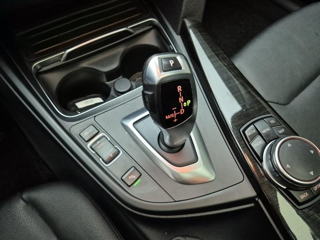 BMW 3 series 2016 Azul - Importación desde Corea - HF Imports Iquique - Foto 16