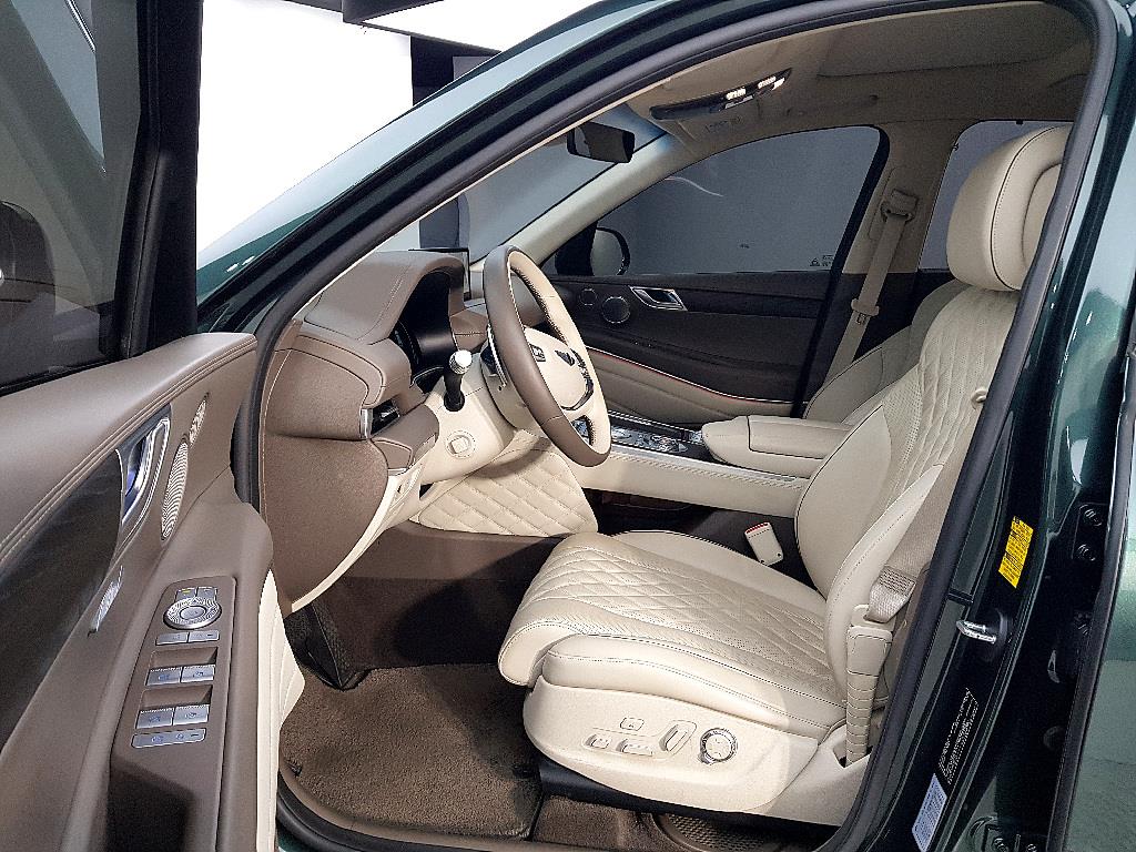 Genesis GV80 - Vista 7