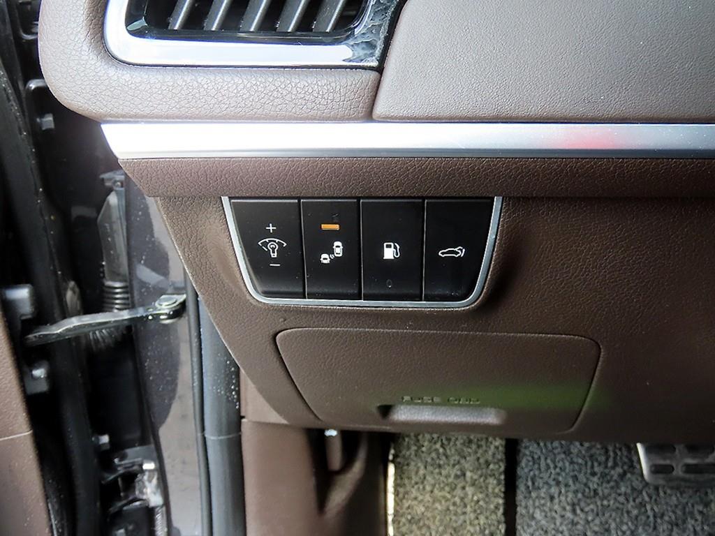 KIA Stinger - Vista 11