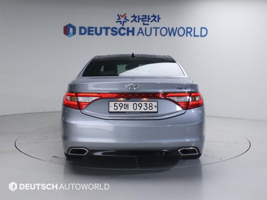 HYUNDAI Grandeur - Vista 4