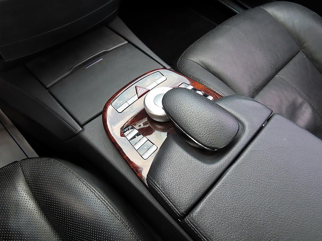 Mercedes Benz S Class - Vista 12