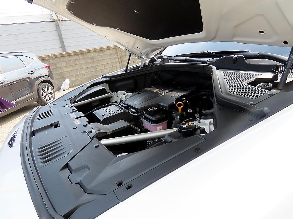 Genesis GV80 2025 Blanco - Importación desde Corea - HF Imports Iquique - Foto 19