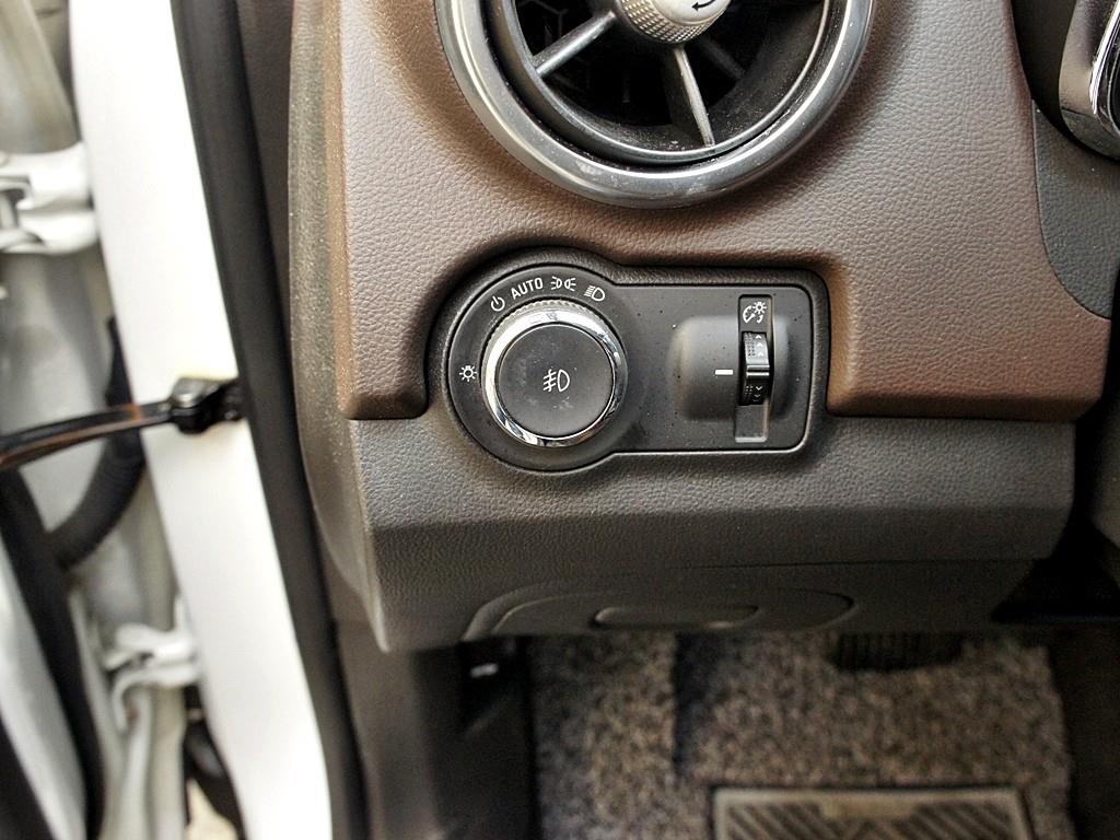 Chevrolet Trax 2016 Blanco - Importación desde Corea - HF Imports Iquique - Foto 15