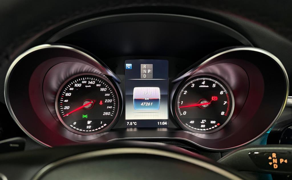 Mercedes Benz GLC Class - Vista 9