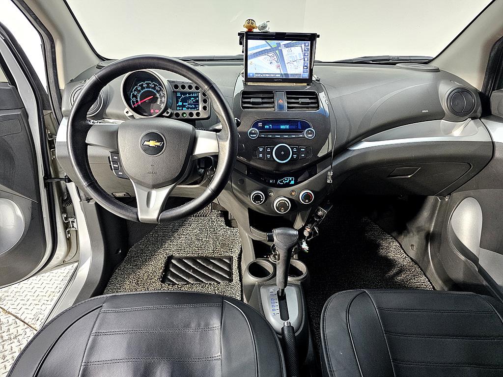 Chevrolet Spark - Vista 5