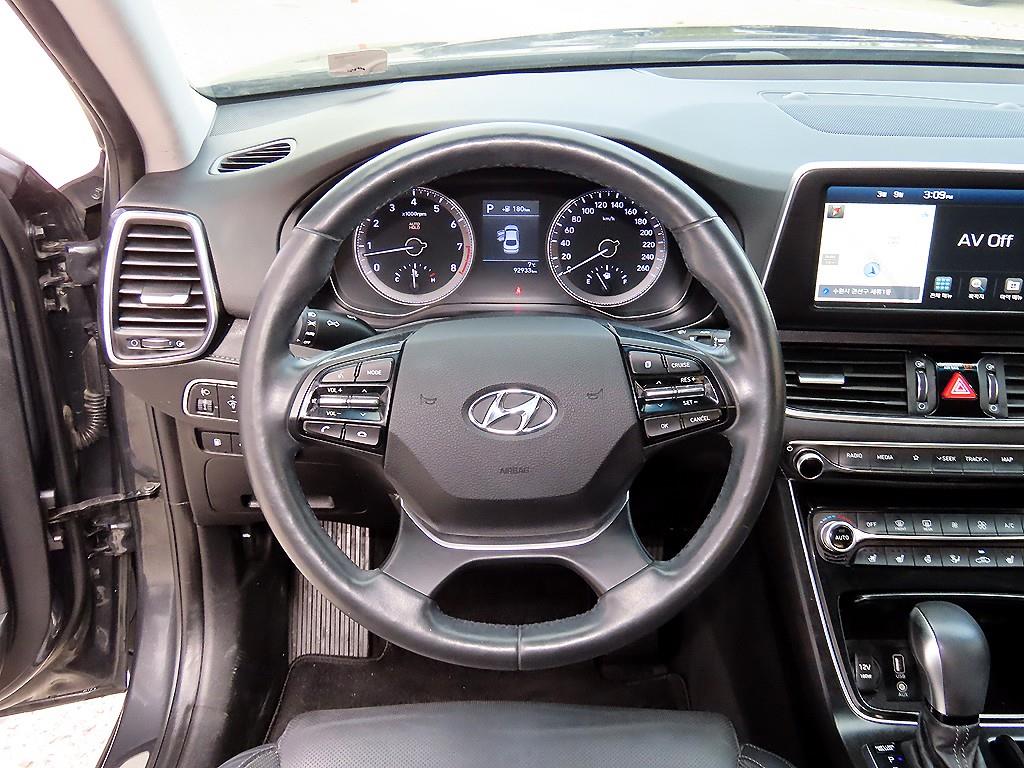 HYUNDAI Grandeur - Vista 8