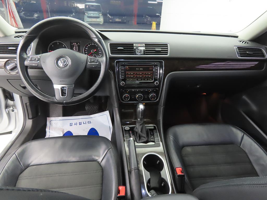 Volkswagen Passat - Vista 7