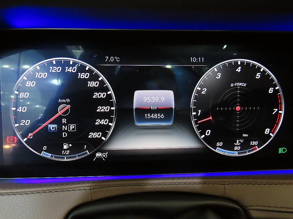 Mercedes Benz S Class - Vista 9